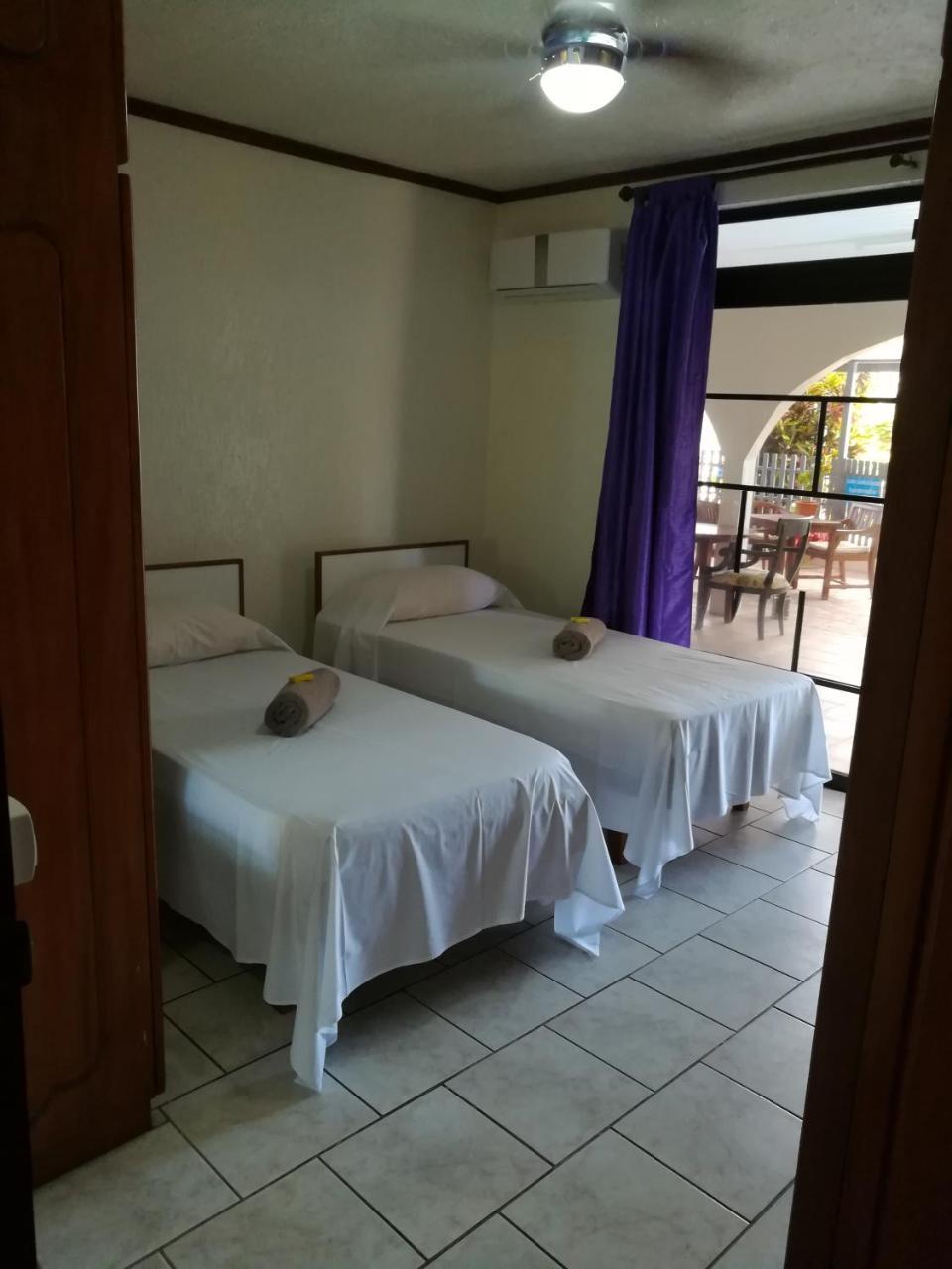 פאפיט Ahitea Lodge מראה חיצוני תמונה